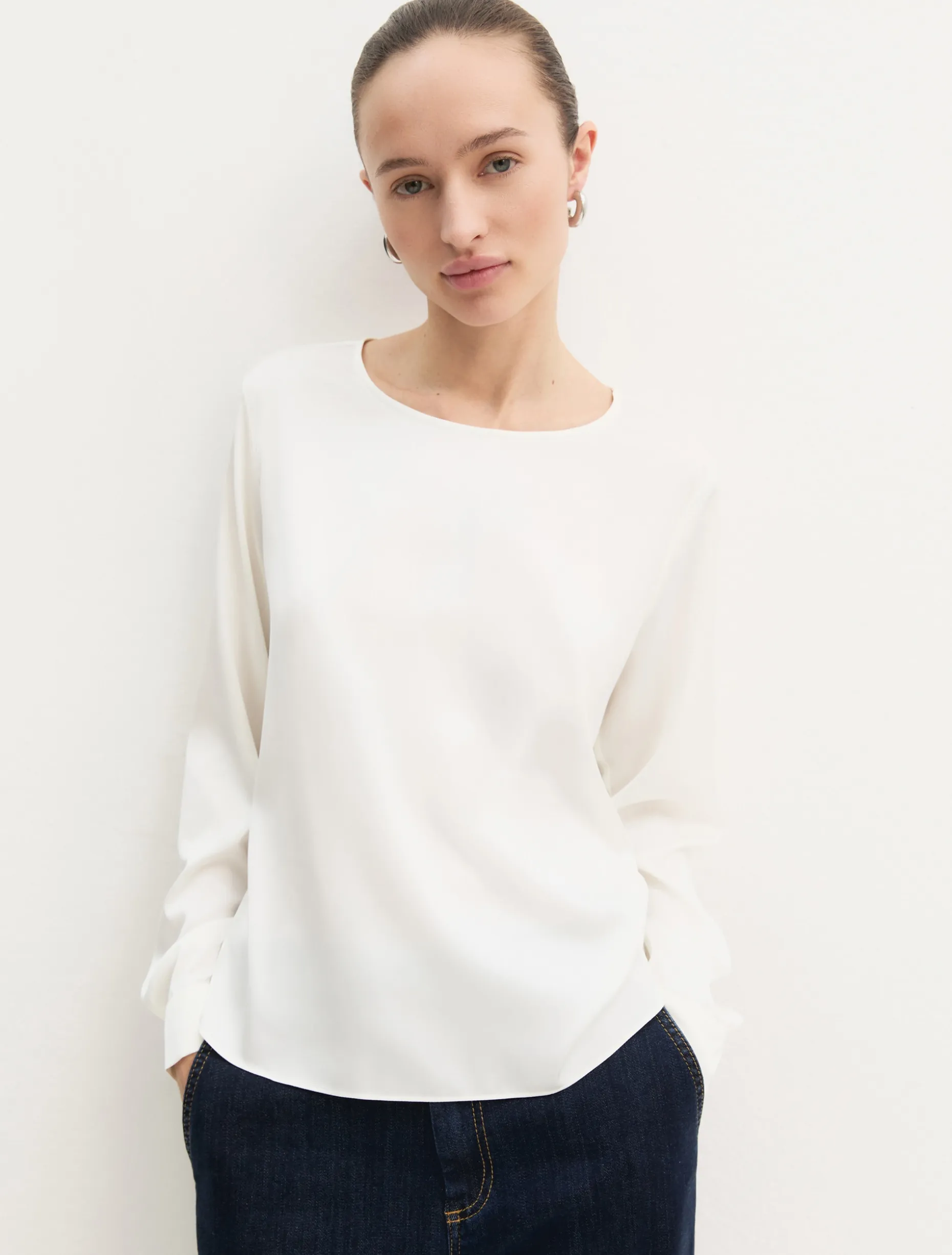Blusa in raso stretch - AVORIO