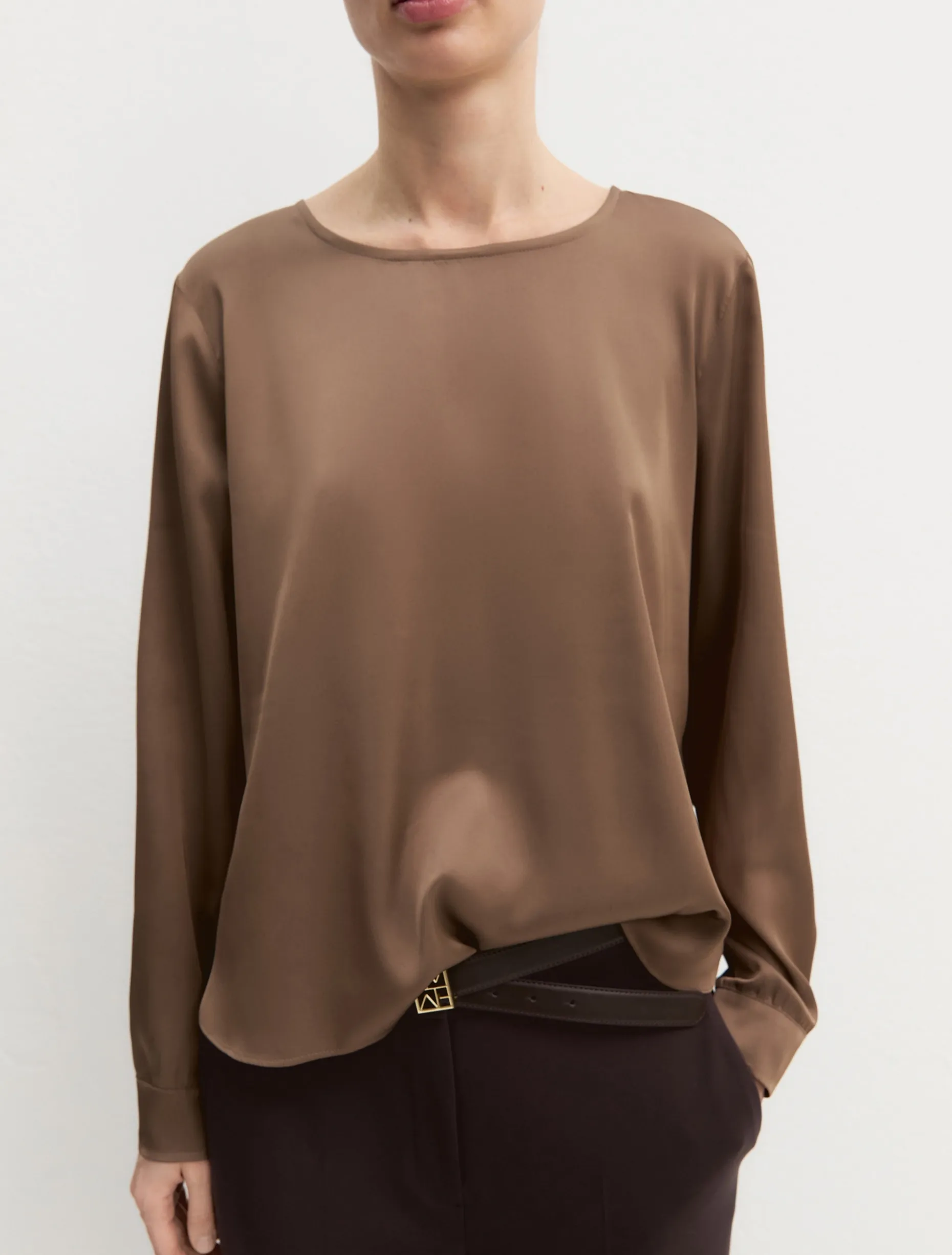 Blusa in raso stretch - TORTORA