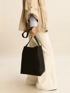 Borsa grande effetto saffiano - NERO