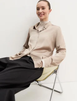 Camicia in raso stretch - ALMOND