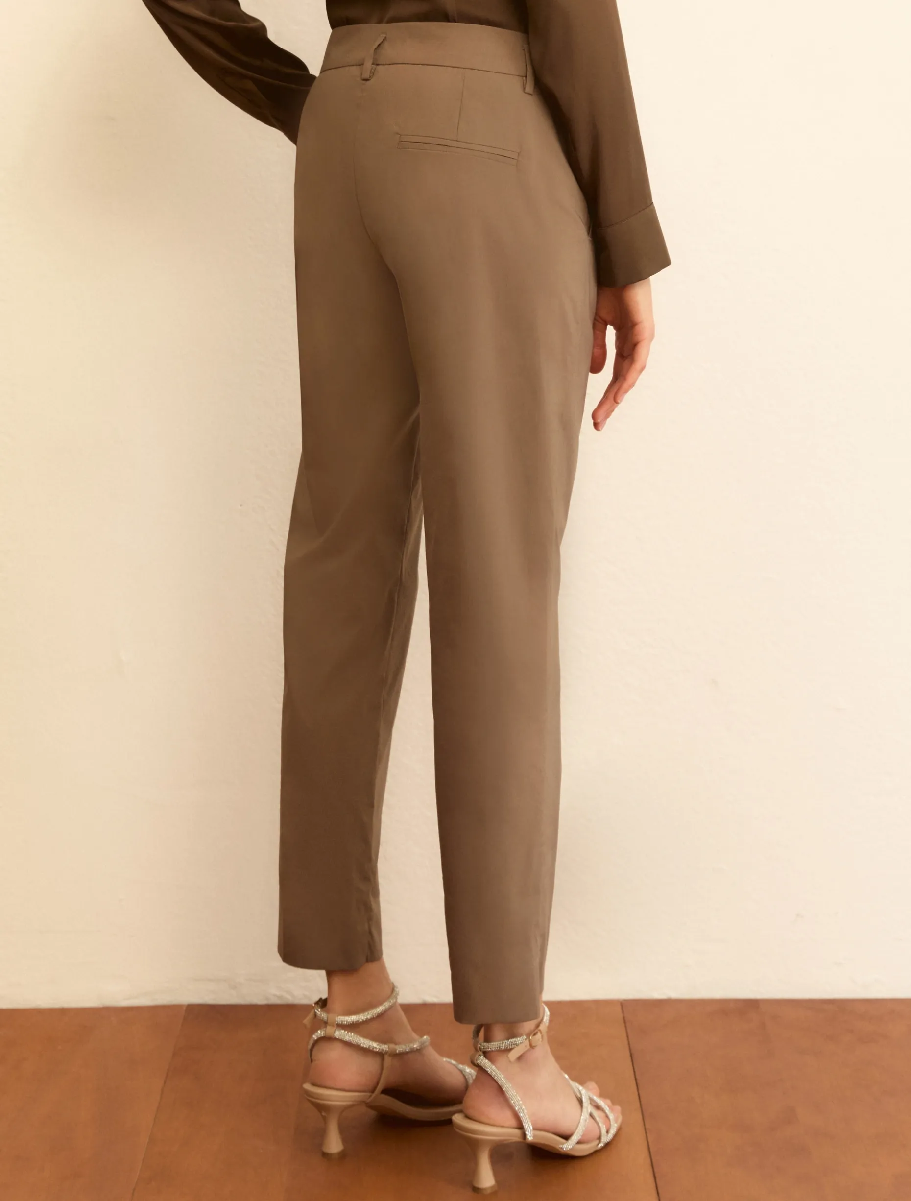 Pantalone dritto in popeline stretch - TORTORA