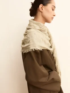 Stola con filo di lurex - BEIGE
