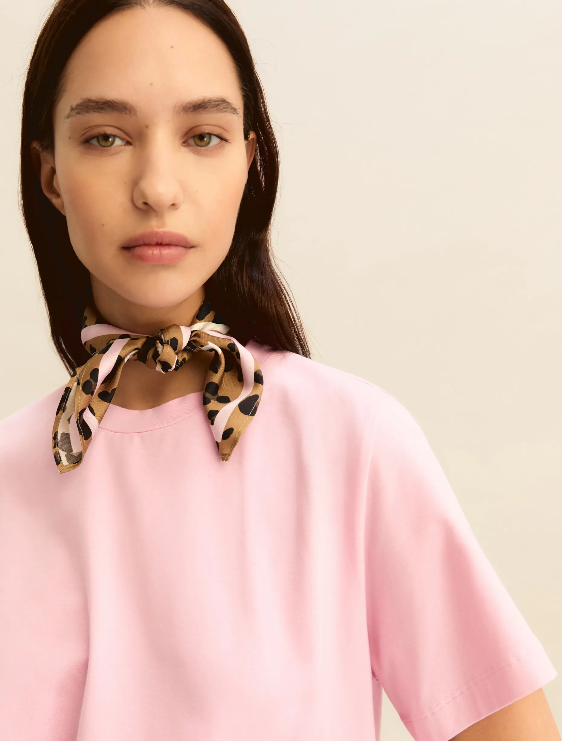 T-shirt in jersey con foulard - ROSA